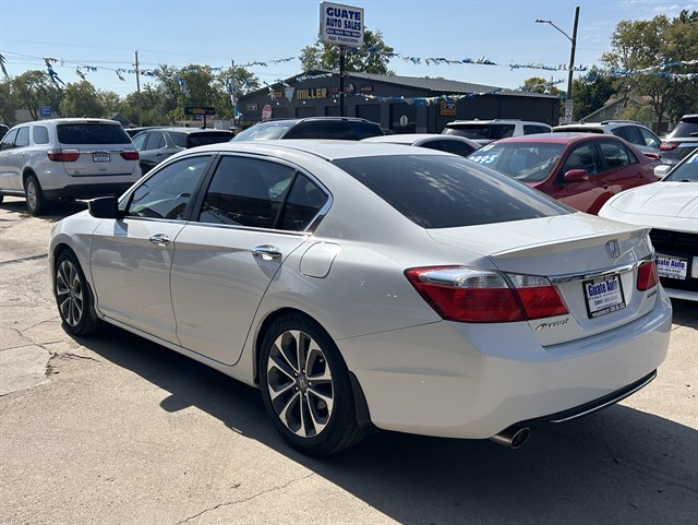 Honda Accord photo 8