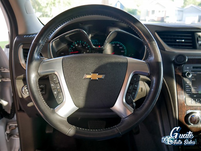 Chevrolet Traverse photo 8