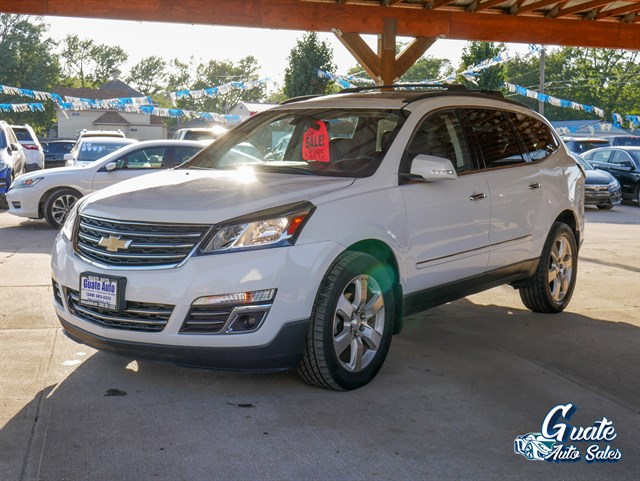 Chevrolet Traverse photo 3