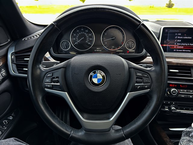 BMW X5 photo 5