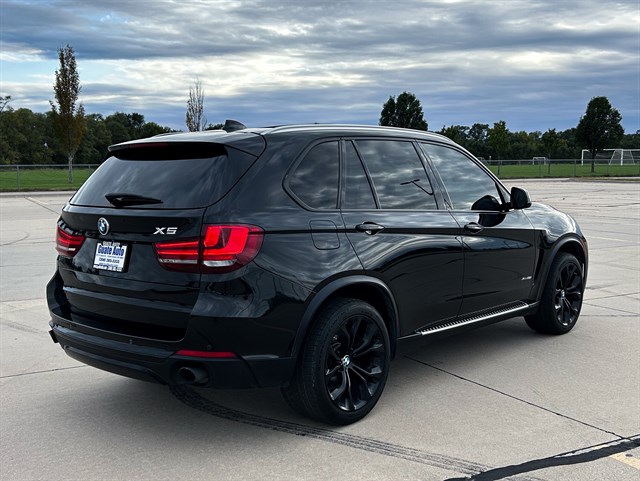 BMW X5 photo 12