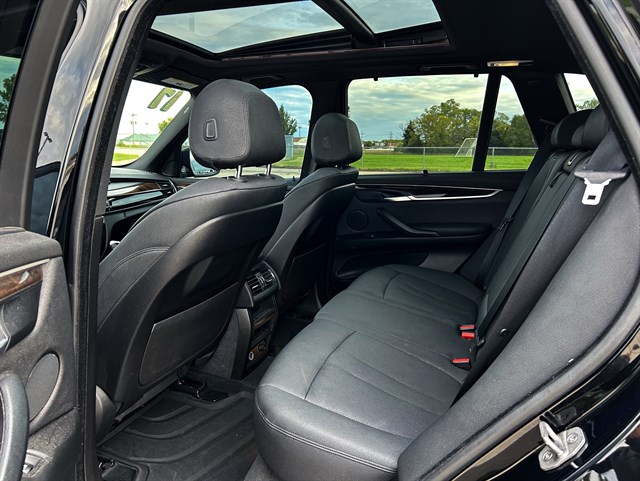 BMW X5 photo 15