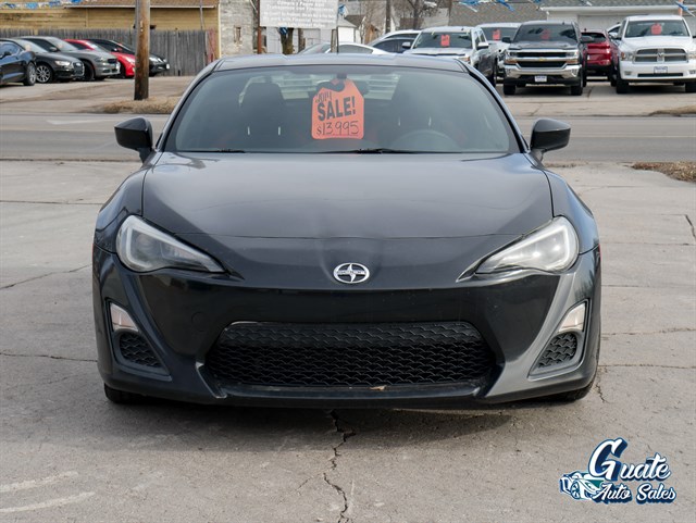 Scion FR-S photo 2