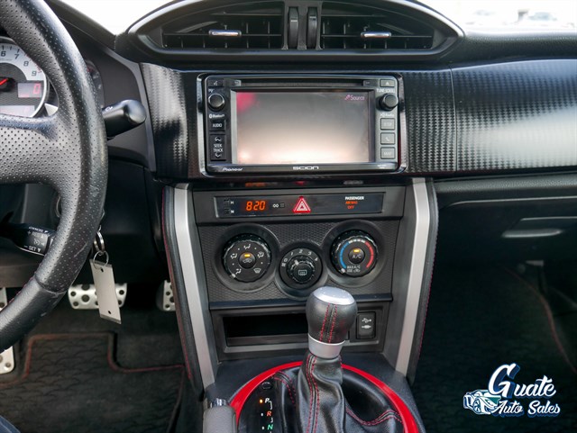 Scion FR-S photo 8