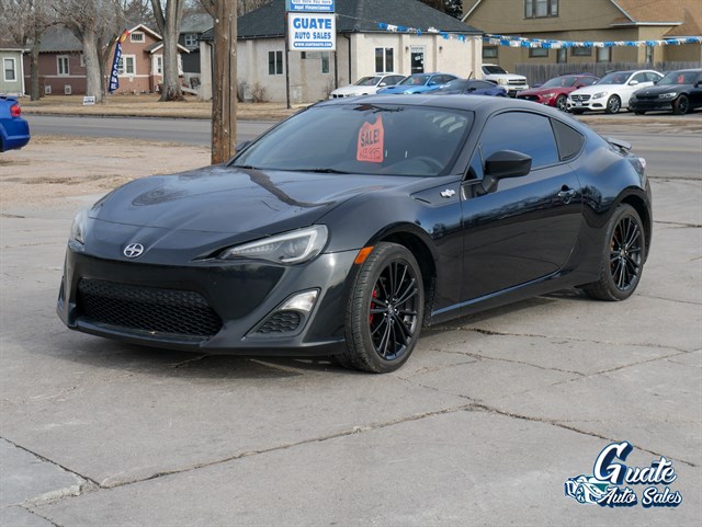 Scion FR-S photo 3