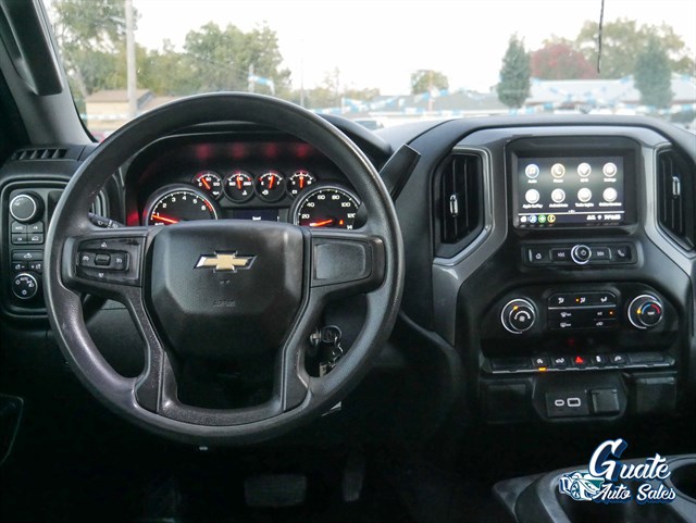 Chevrolet Silverado photo 9