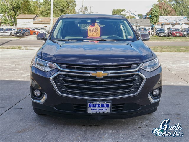 Chevrolet Traverse photo 2