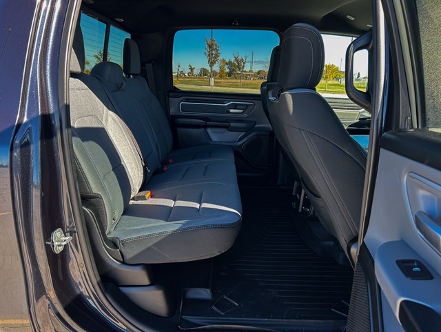 Ram 1500 photo 18
