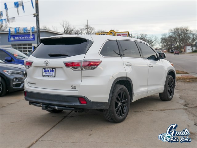 Toyota Highlander photo 14