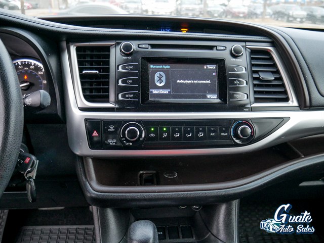 Toyota Highlander photo 8