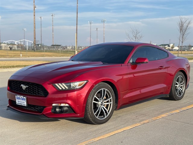 Ford Mustang photo 3