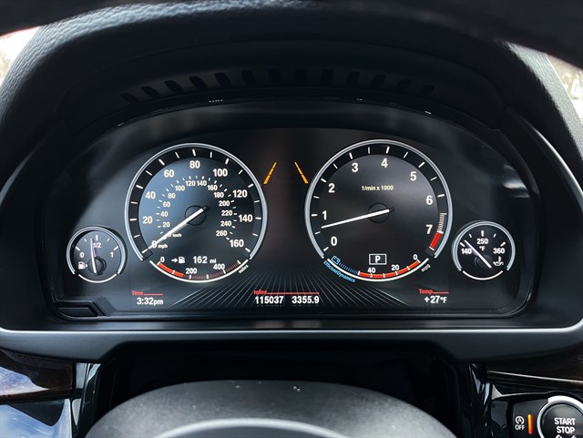 BMW X5 photo 7