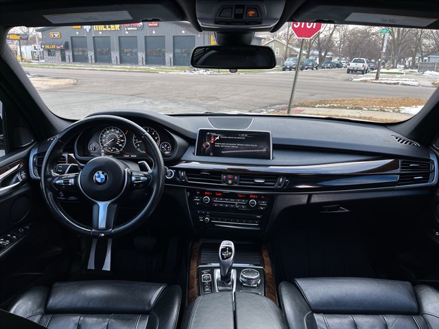 BMW X5 photo 5