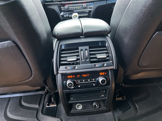 BMW X5 photo 17
