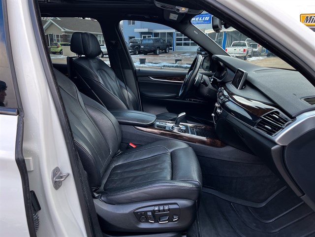 BMW X5 photo 20