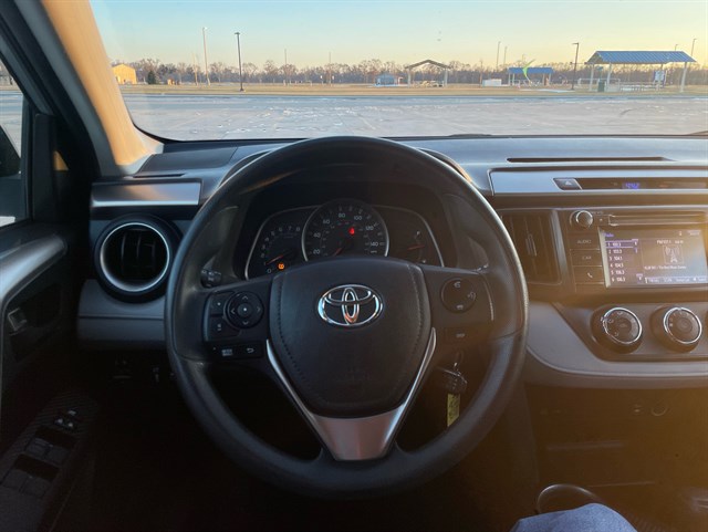 Toyota RAV4 photo 6