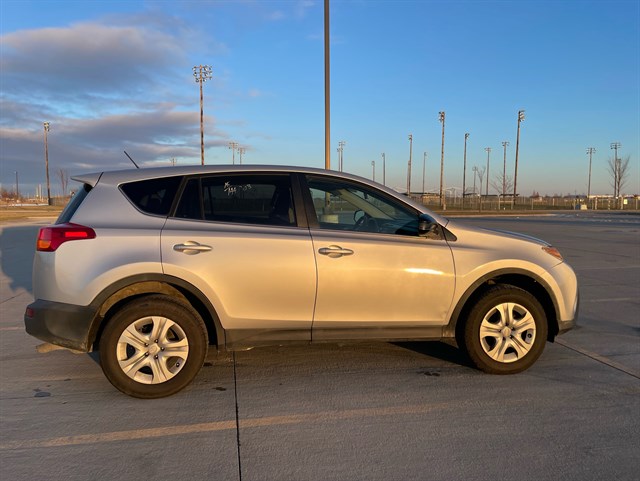 Toyota RAV4 photo 15