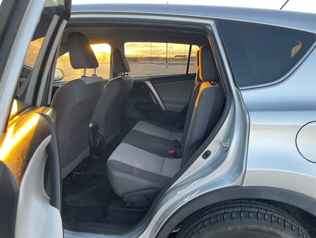 Toyota RAV4 photo 17