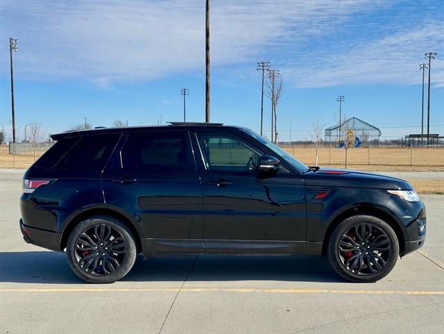 Land Rover Range Rover Sport photo 16