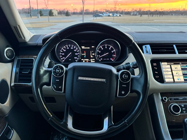 Land Rover Range Rover Sport photo 5
