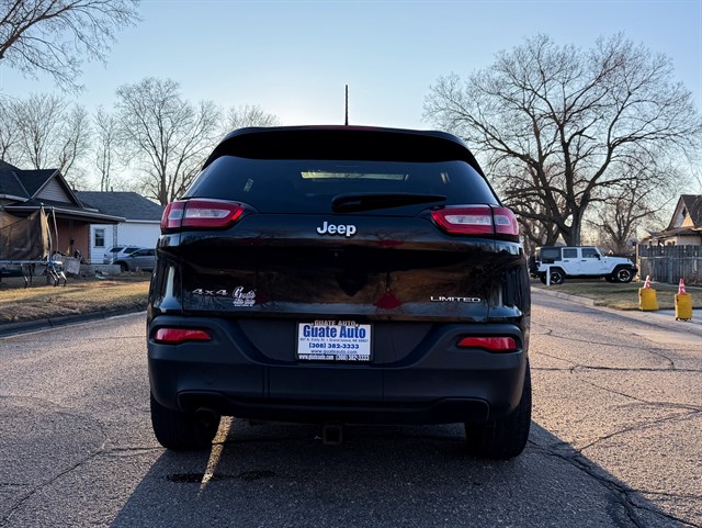 Jeep Cherokee photo 12