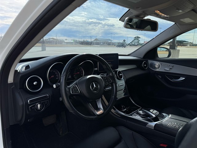 Mercedes-Benz C-Class photo 5