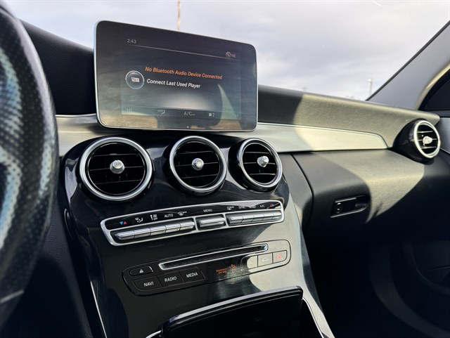 Mercedes-Benz C-Class photo 8
