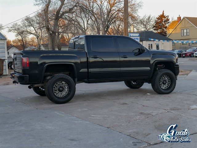GMC Sierra photo 14