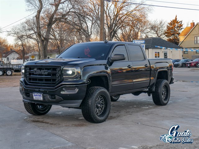 GMC Sierra photo 3