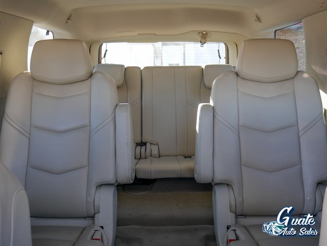 Cadillac Escalade photo 17