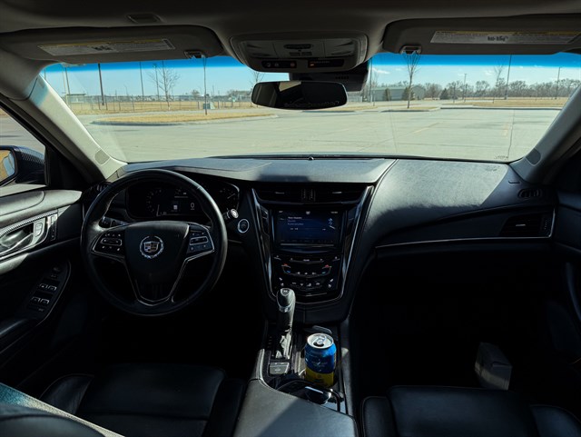 Cadillac CTS photo 4