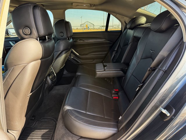 Cadillac CTS photo 15