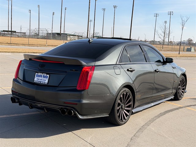 Cadillac CTS photo 12