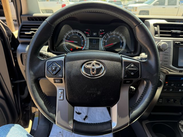 Toyota 4Runner photo 6