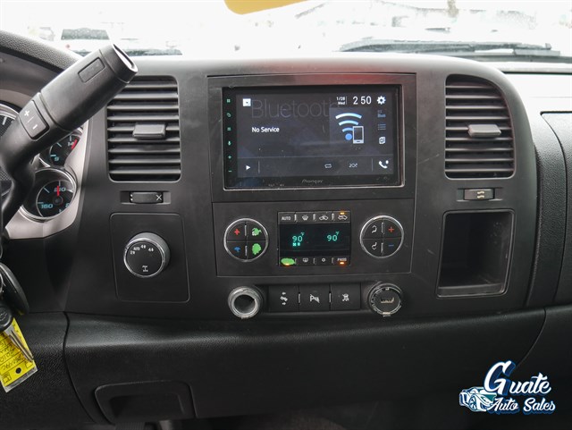 Chevrolet Silverado photo 9