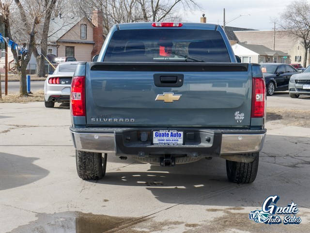 Chevrolet Silverado photo 12