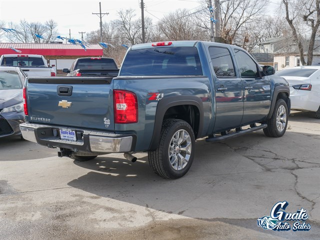 Chevrolet Silverado photo 13