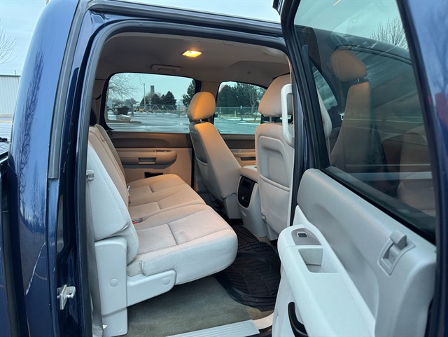 GMC Sierra photo 17
