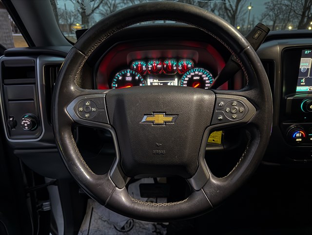 Chevrolet Silverado photo 5