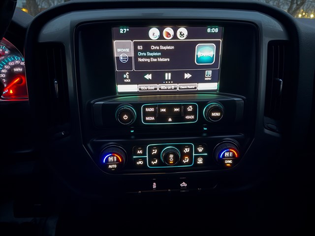 Chevrolet Silverado photo 7
