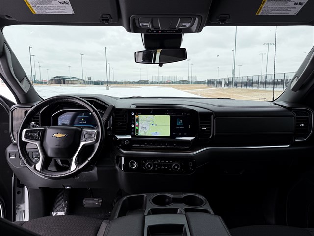 Chevrolet Silverado photo 5