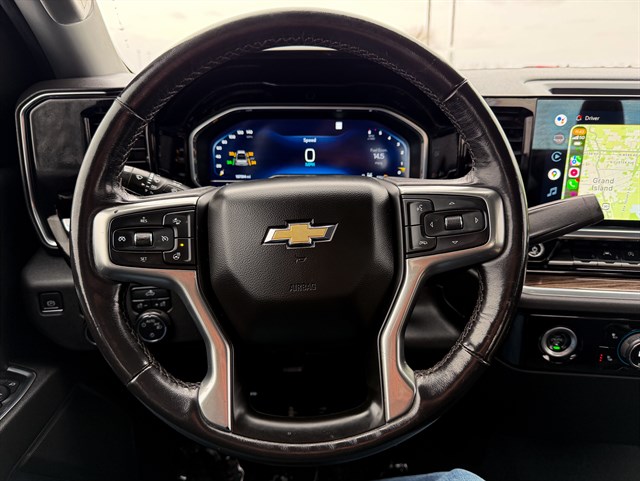 Chevrolet Silverado photo 6
