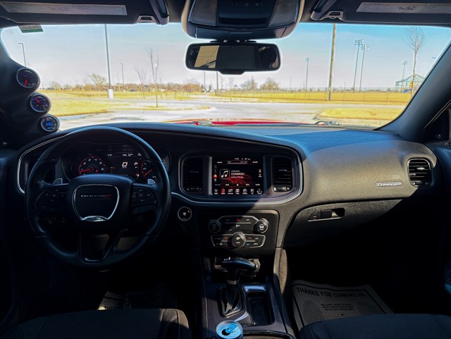 Dodge Charger photo 10