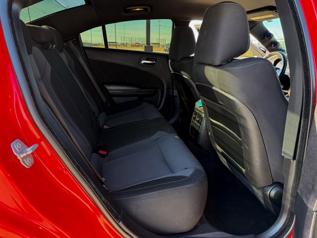 Dodge Charger photo 18