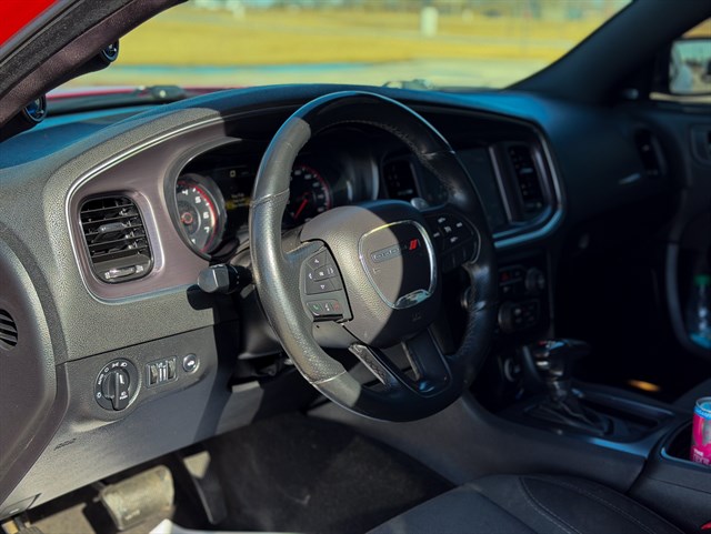 Dodge Charger photo 4