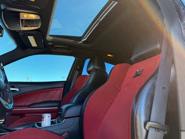 Dodge Charger photo 12