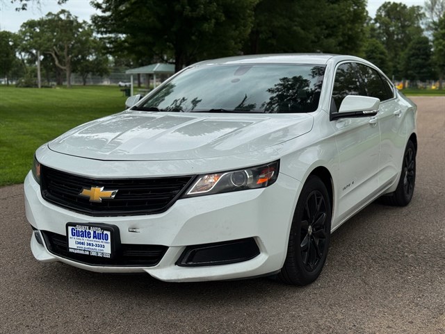 Chevrolet Impala photo 3