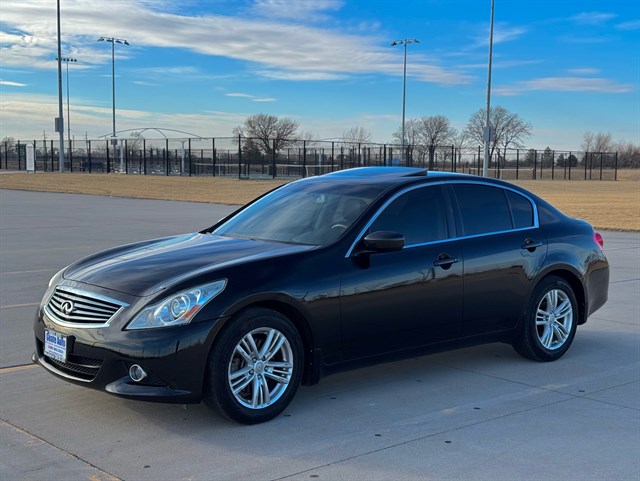 Infiniti G Sedan photo 3