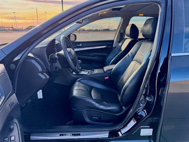 Infiniti G Sedan photo 11