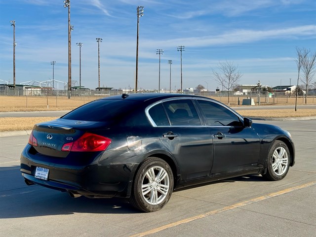 Infiniti G Sedan photo 15